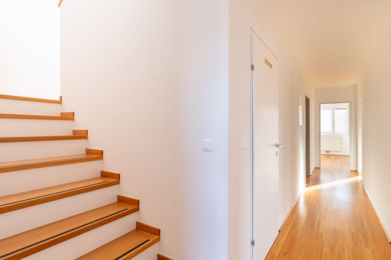 PENTHOUSE | Lichtdurchflutete Familien-Maisonette in Seenähe