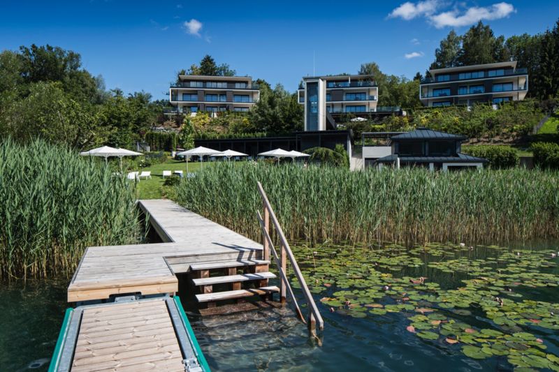 ROSENHOF | Beeindruckendes Wörtherseedomizil mit Pool in Bestlage