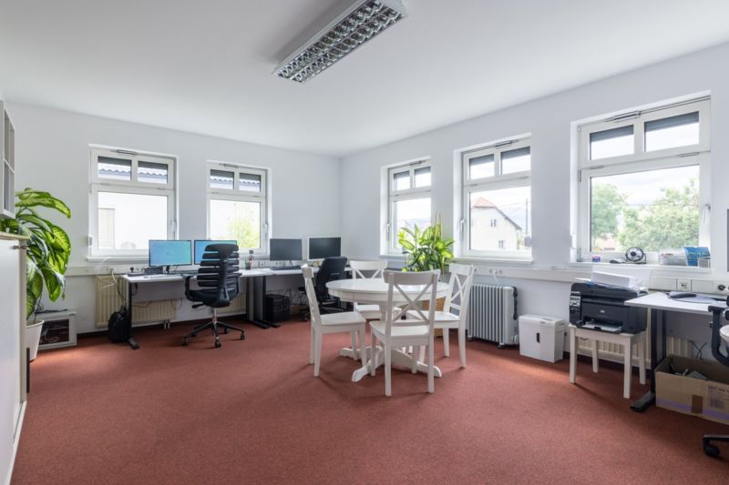 EINZUGSBEREIT | Büro mit Küche, Parkplätzen in KLAGENFURT - Völkermarkterstr.