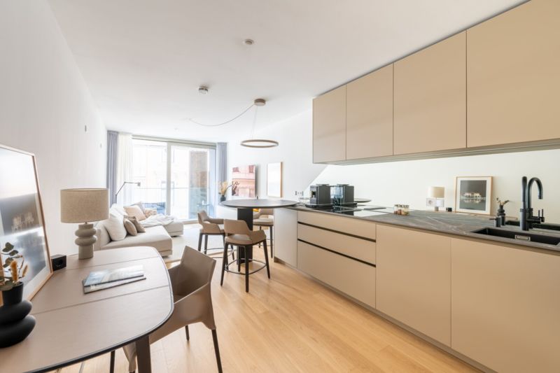 3% Rendite | MÖBLIERT | 1010, Loggia, Ruhelage, Concierge, POLIFORM